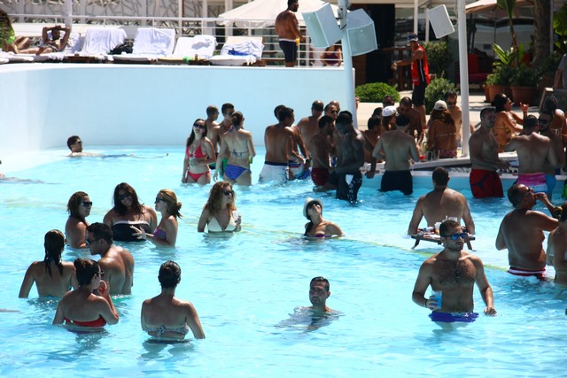 Pool Party at Riviera